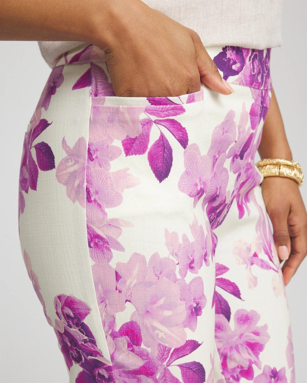 Chico's Petite Floral Brigitte™ Pull-On Slim Cropped Pants